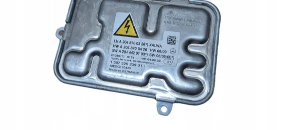 Mercedes-Benz C W204 Voltage converter/converter module 