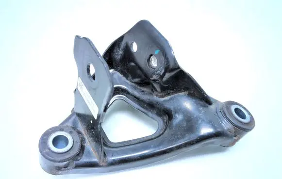 Tesla Model 3 Engine mounting bracket 111023200C