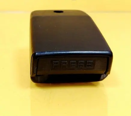 Renault Scenic I Rear seatbelt buckle 417512
