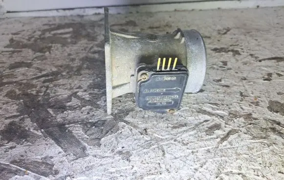 Mazda 626 Mass air flow meter F82F12B579DA AFH6014