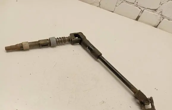Volkswagen Transporter - Caravelle T4 Steering column universal joint 701419951B