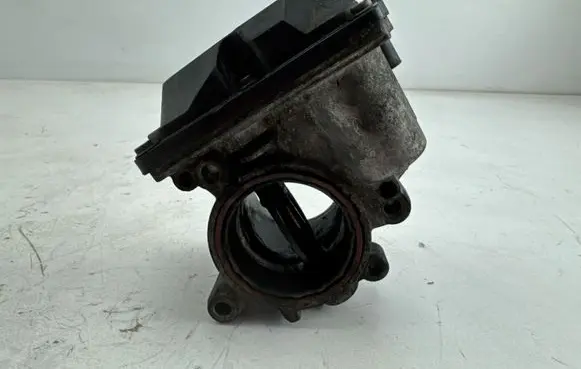 Volkswagen Golf VI Throttle valve 03L128063K
