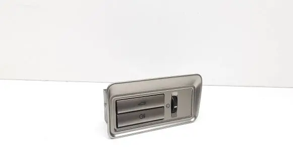 Fog light switch