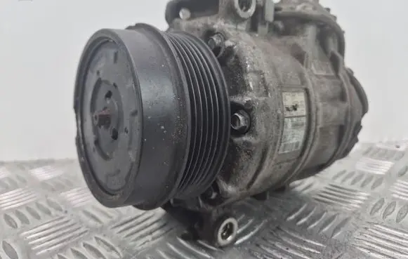 Mercedes-Benz S W221 Air conditioning (A/C) compressor (pump) A0022306711
