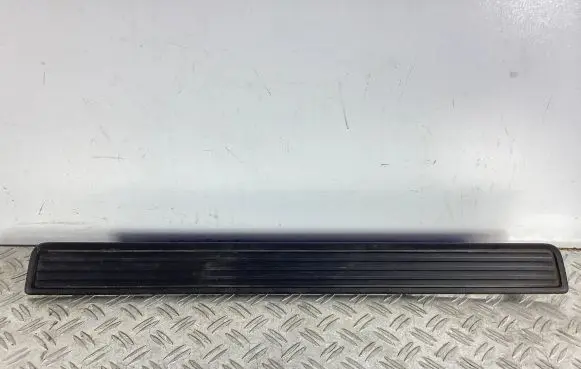 Honda Accord Front sill trim cover 84202TL0003020
