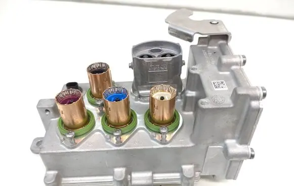 Mercedes-Benz EQC Current control relay A2935455600