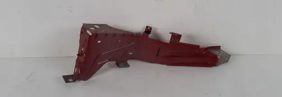 Volvo XC40 Fender mounting bracket