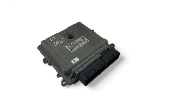 Volvo XC90 Engine control unit/module ECU 31372225AA 0281019168