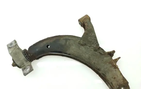 Subaru Outback Front lower control arm/wishbone