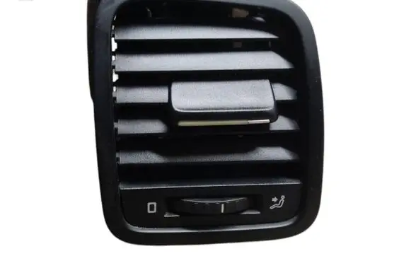 Skoda Yeti (5L) Dashboard side air vent grill/cover trim 5L0819702 8108531