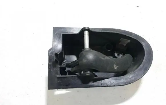 Ford Mondeo MK II Front door interior handle 93bbf22601ae 93bb-f22601-ae