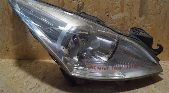Peugeot 3008 I Headlight/headlamp