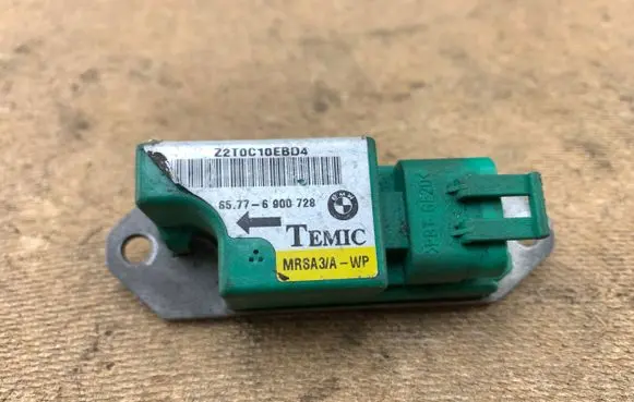 BMW 7 E38 Airbag deployment crash/impact sensor 6900728