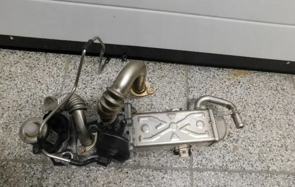 Volkswagen Golf VI EGR valve cooler 03L131512DQ