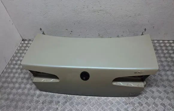 Alfa Romeo 166 Tailgate/trunk/boot lid