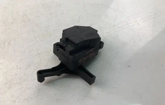 Volvo V60 Intake manifold valve actuator/motor 6G9N19E616BB