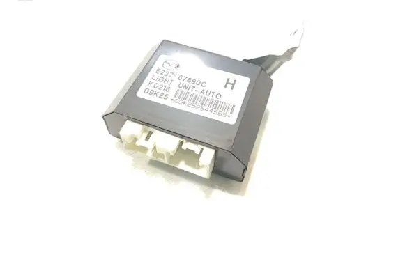 Mazda CX-7 Light module LCM E22767890C 09K25 K0216