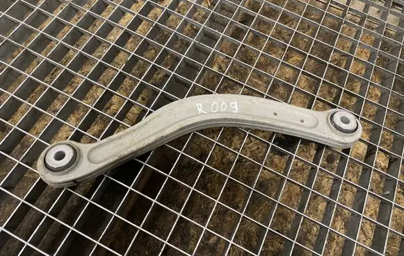 Mercedes-Benz C W204 Rear upper control arm/wishbone A20407 RSA20407