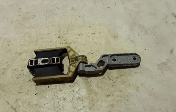 Volvo XC60 Engine mount bracket 31480554