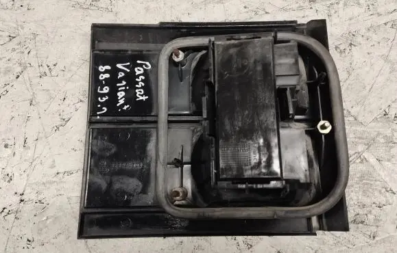 Volkswagen PASSAT B3 Tailgate rear/tail lights 333945108