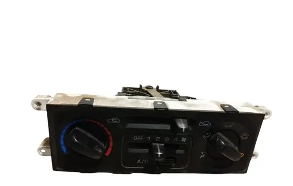 Subaru Forester SF Climate control unit