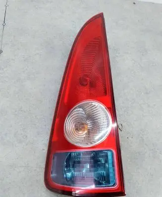Renault Espace IV Rear/tail lights 8200027153