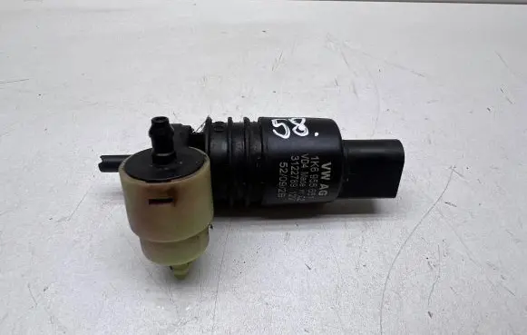 Volkswagen Touareg II Windscreen/windshield washer pump 1K6955651 3122789