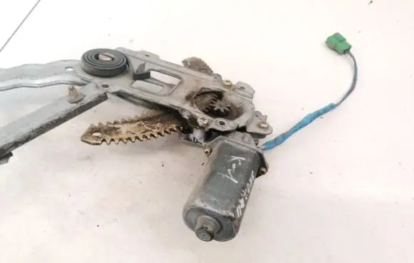 Subaru Legacy Rear door window regulator motor