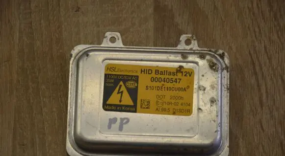 Opel Antara Headlight ballast module Xenon 
