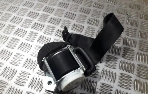 Ford Mondeo MK IV Rear seatbelt 6g9n611b68lh 6g9n-611b68-lh