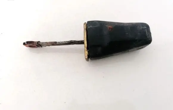Volkswagen PASSAT B3 Rear door check strap stopper 357837323