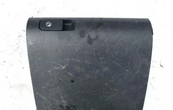 Volkswagen Golf Plus Glove box 5m1857097