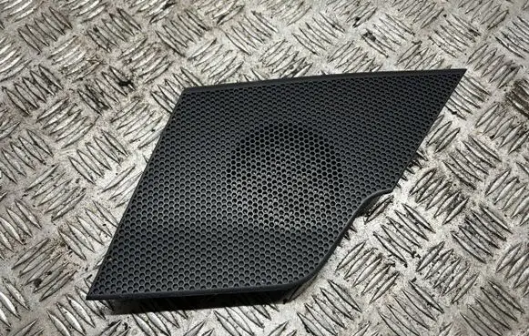 Jeep Cherokee Side speaker trim/cover 