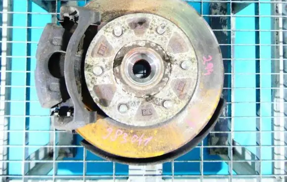 Mitsubishi L200 Front wheel hub spindle knuckle IMPRK983041