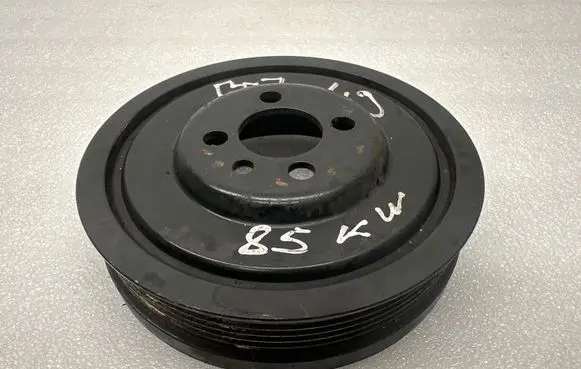 Audi A4 S4 B7 8E 8H Crankshaft pulley 03G105243