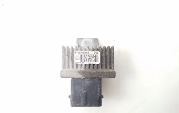 Nissan Qashqai Glow plug pre-heat relay 110678071R