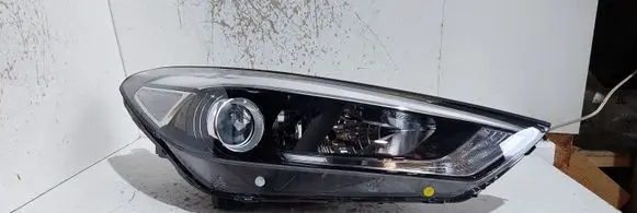 Hyundai Tucson TL Headlight/headlamp D792121120 3092308