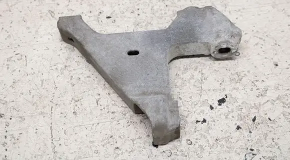Opel Vivaro Gearbox mounting bracket 93450725 244834609R