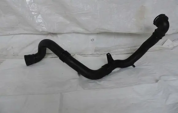 Opel Astra K Air intake hose/pipe 13374655