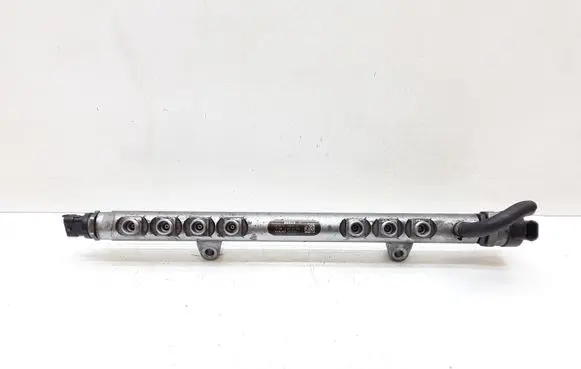 Volvo V70 Fuel main line pipe 0445215025 30777759