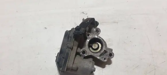 Renault Clio V EGR valve 147100361R HU1501000461