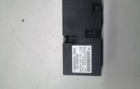 Mercedes-Benz CLS C219 Seat control module A2118702126 00005582B0