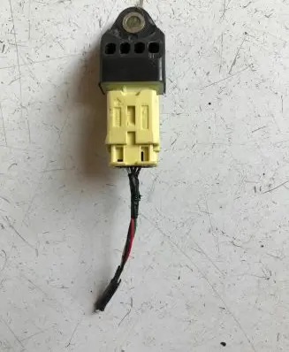 Toyota RAV 4 (XA30) Airbag deployment crash/impact sensor 8983142010