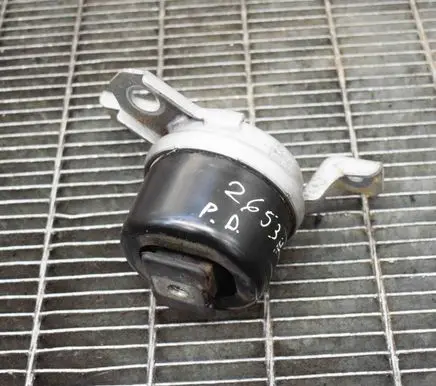Volvo V60 Engine mount bracket 30793318 8G9N6F012BB