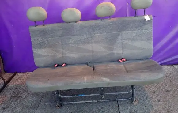 Renault Master II Second row seats 