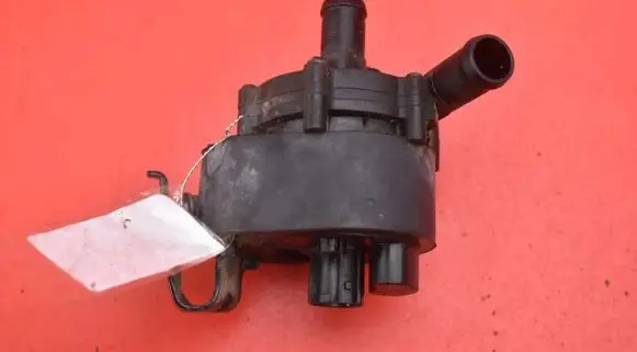 Tesla Model S Water pump 1035348-00-G