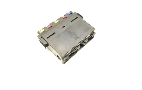 Lexus IS 220D-250-350 Fuse module 89211-53020