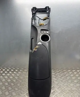 Nissan 370Z Center console 96911