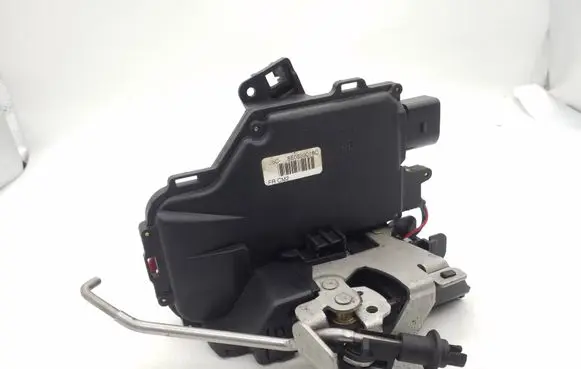 Audi A4 S4 B6 8E 8H Rear door lock 8E0839016C