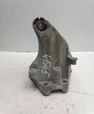 Mercedes-Benz GLC X253 C253 Engine mounting bracket A6512235504